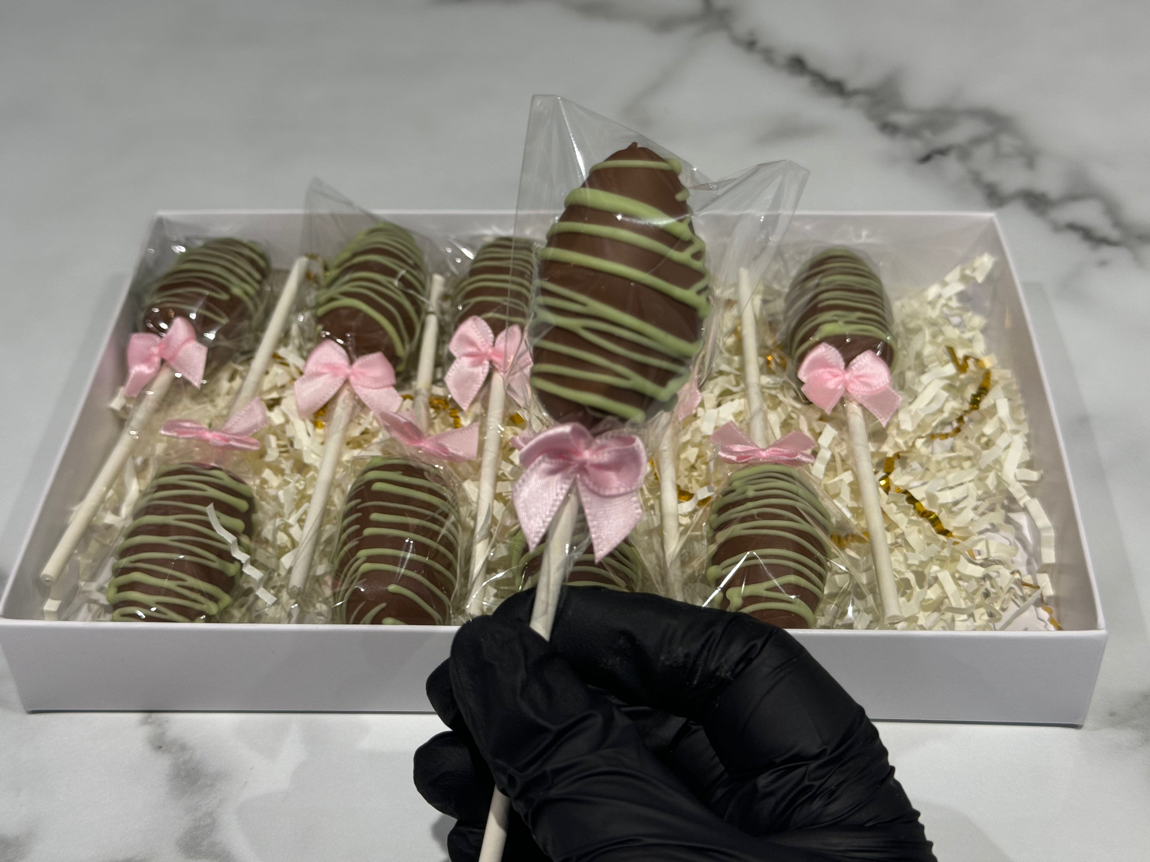 Luxury Chocolate Date Pops