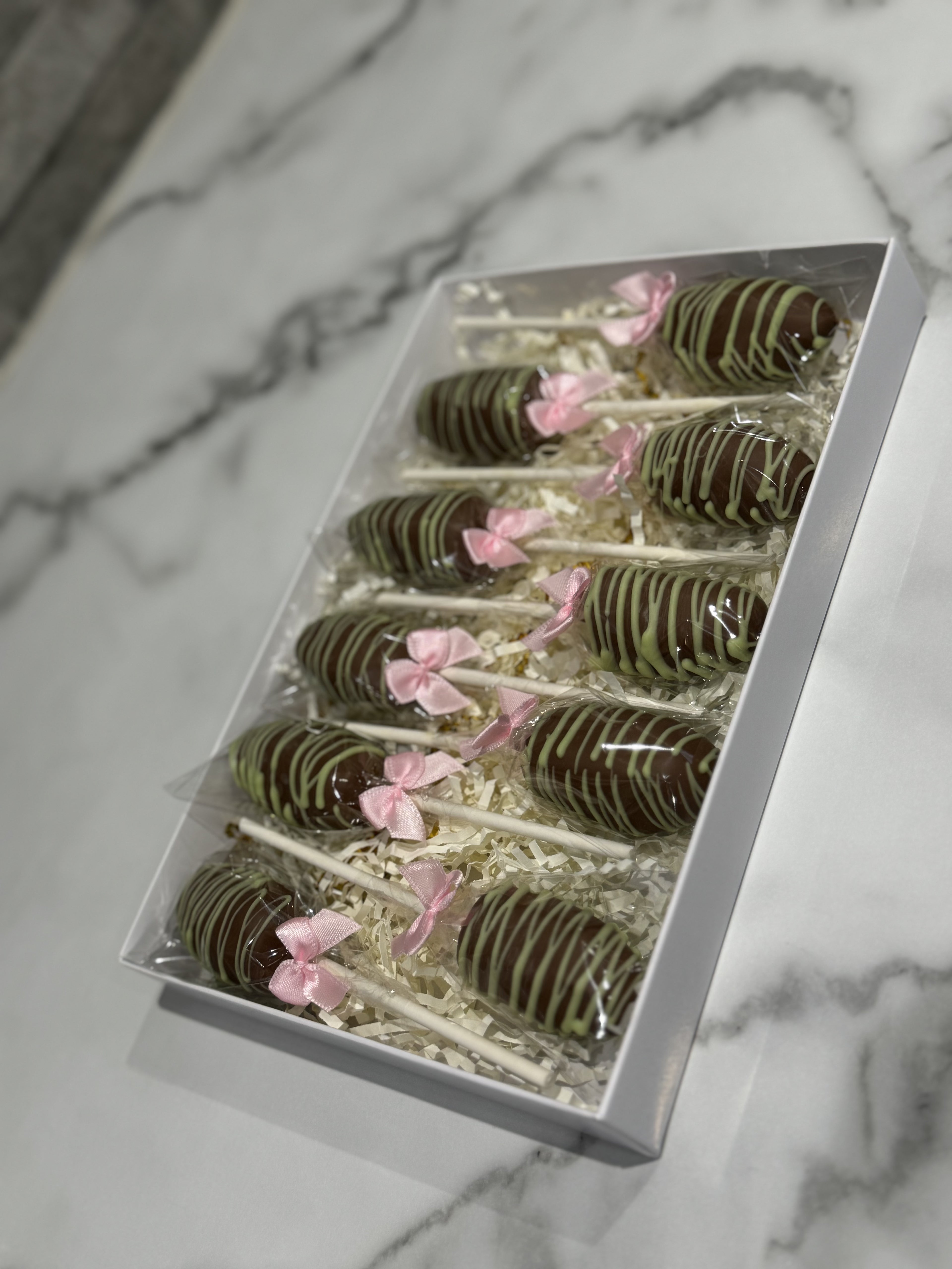 Luxury Chocolate Date Pops